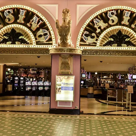 The Carousel Hotel & Casino-2